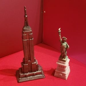 Empire State Building and Statue of Liberty statue